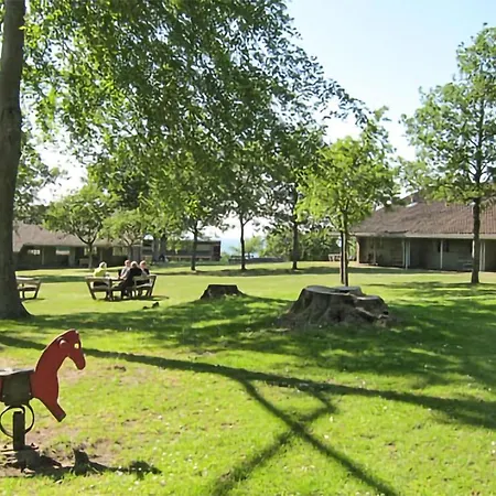 2 Bedroom Lovely In Appartement Allinge-Sandvig