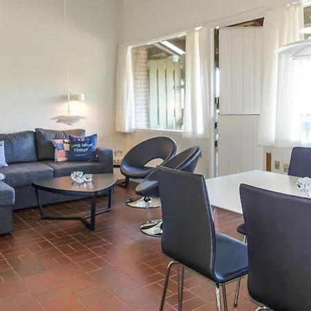 2 Bedroom Lovely In Allinge-Sandvig