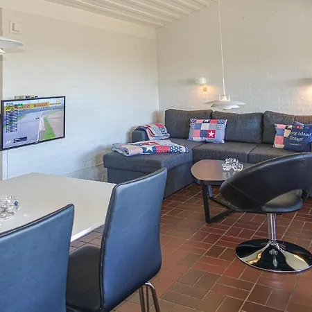 2 Bedroom Lovely In Allinge-Sandvig