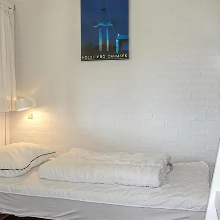 2 Bedroom Lovely In *